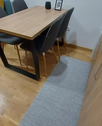 Mila * Ζλάτιμπορ